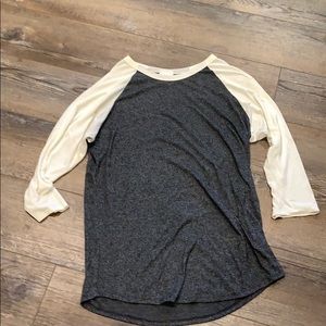 LulaRoe gray and cream shirt